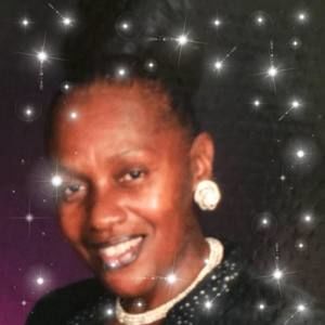 Meet your Posher, Lorrie